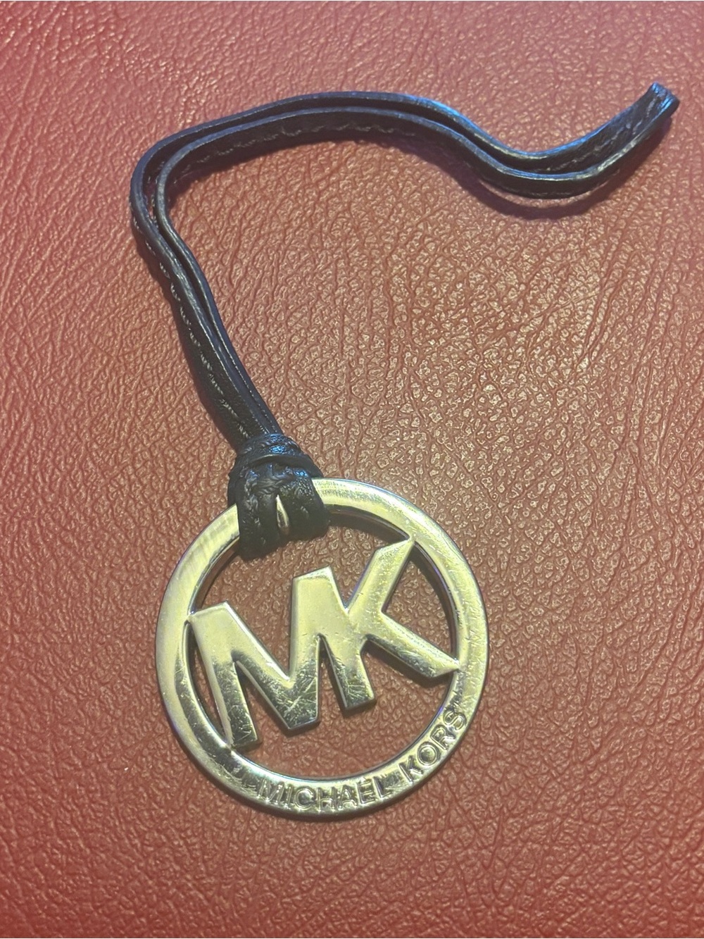 ✴️Michael Kors Navy Leather Bag Charm